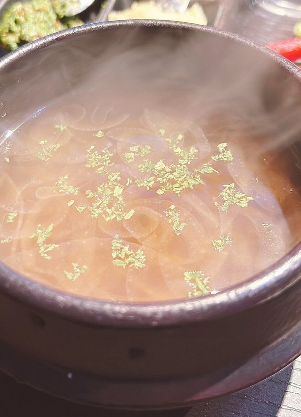 和牛コンソメスープ
